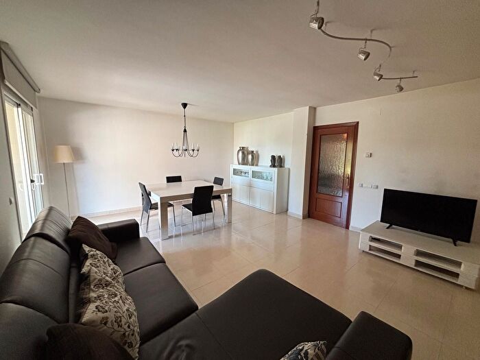 Casa en venta en Torrelavit, Barcelona de 4 habitaciones