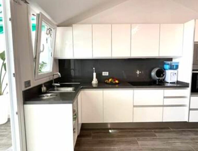 Casas en venta y pisos alquiler - 2