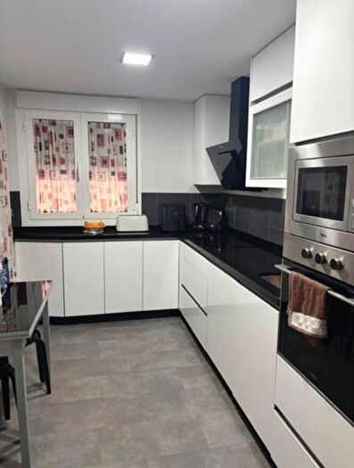 Casas en venta y pisos alquiler - 1