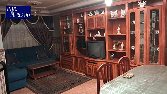 Casas en venta y pisos alquiler - 1