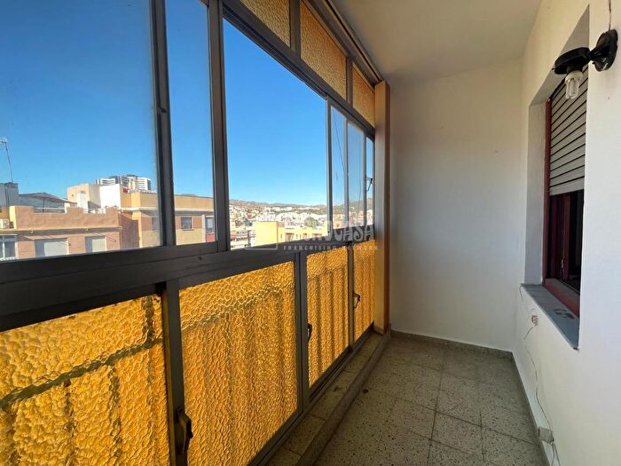Piso en venta en Centro, La Trinidad de 3 habitaciones
