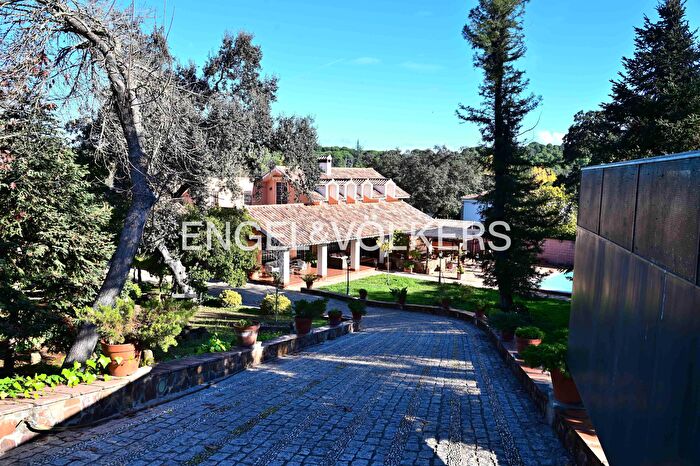 Casa en venta en Periurbano Oeste Sierra, Santa Maria de Trassierra de 5 habitaciones