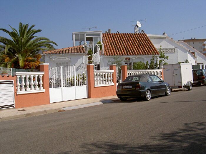 Casa en venta en Santa Margarita, Roses de 3 habitaciones