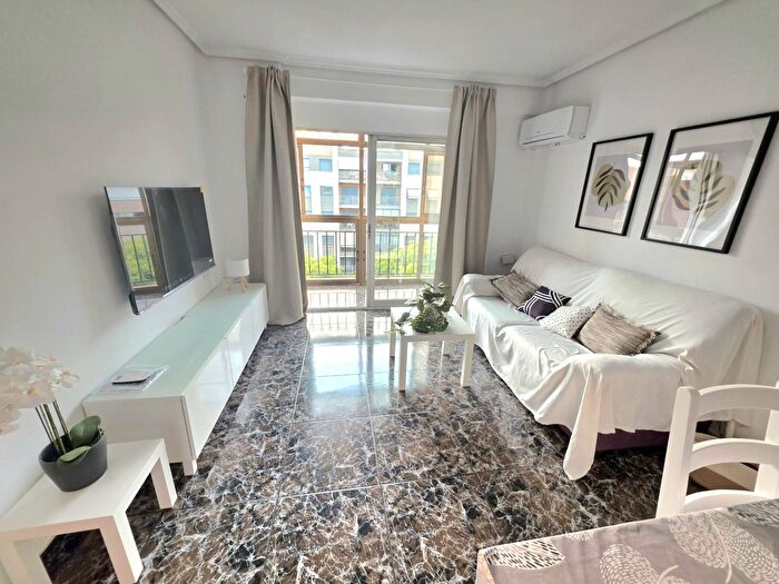 Piso en alquiler en Algirós, Ciutat Jardí de 4 habitaciones