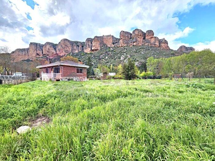 Casas en venta y pisos alquiler - 2