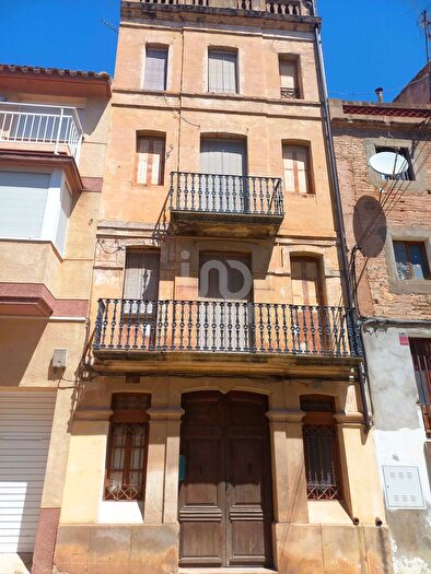 Casa en venta en Ginestar, Tarragona de 3 habitaciones