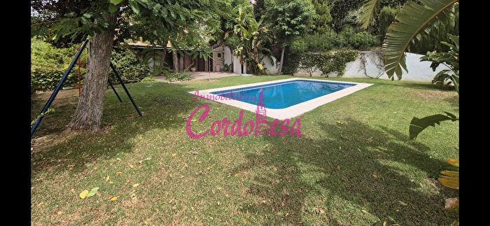 Casa en venta en Periurbano Este Campiña, Alcolea de 4 habitaciones