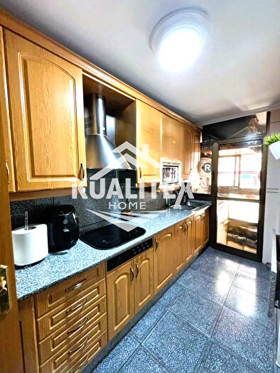 Casas en venta y pisos alquiler - 2