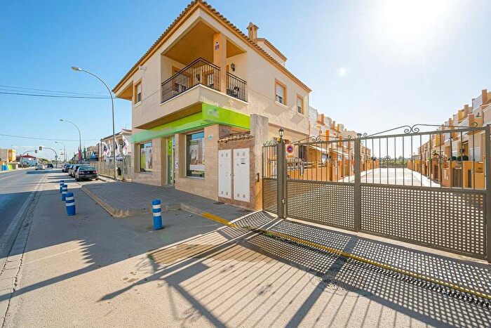 Piso en venta en Molins Campaneta San Bartolomé, Orihuela de 3 habitaciones