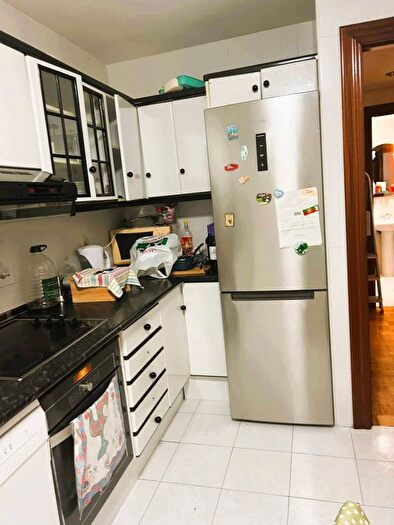 Casas en venta y pisos alquiler - 3