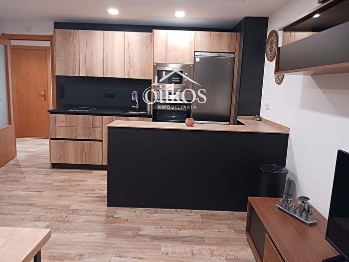 Casas en venta y pisos alquiler - 1