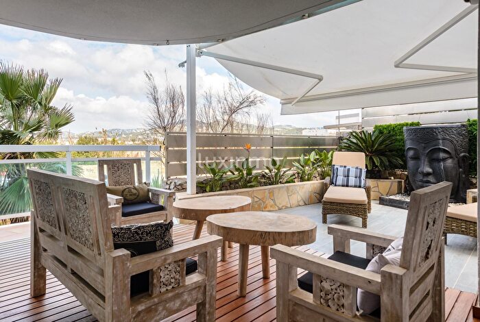 Piso en venta en Marina Botafoc Platja de Talamanca, Eivissa de 3 habitaciones