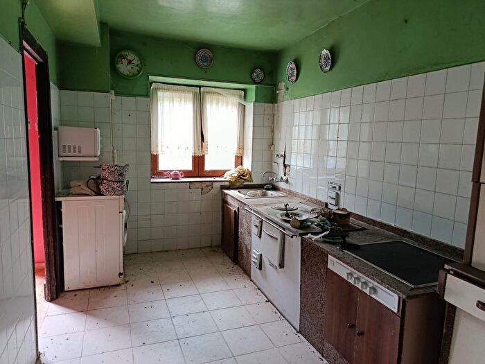 Casas en venta y pisos alquiler - 2