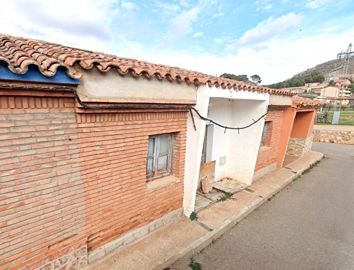 Casas en venta y pisos alquiler - 2
