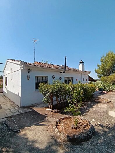 Casa en venta en Illana, Guadalajara de 3 habitaciones