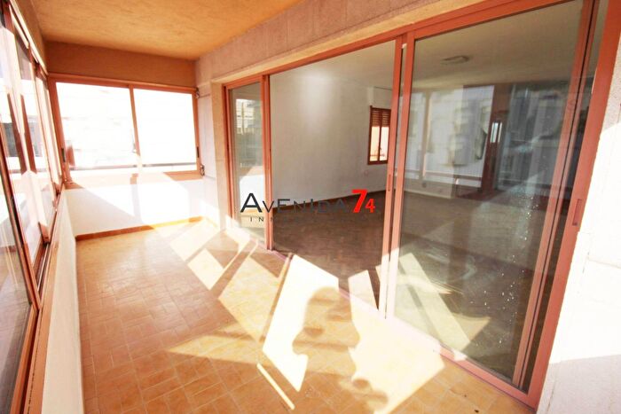 Casas en venta y pisos alquiler - 1