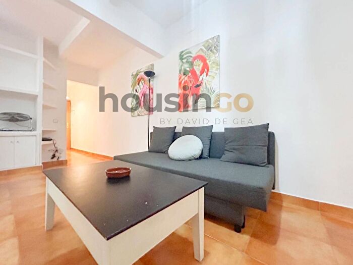 Casas en venta y pisos alquiler - 2