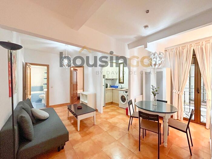Casas en venta y pisos alquiler - 1