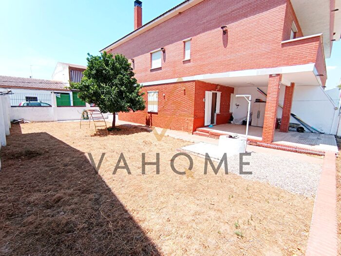 Casas en venta y pisos alquiler - 2