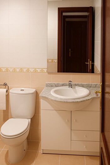 Casas en venta y pisos alquiler - 2