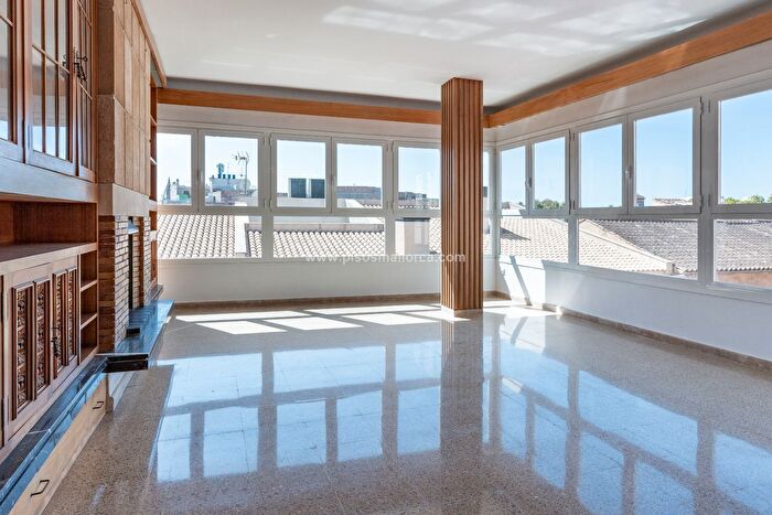 Casas en venta y pisos alquiler - 1