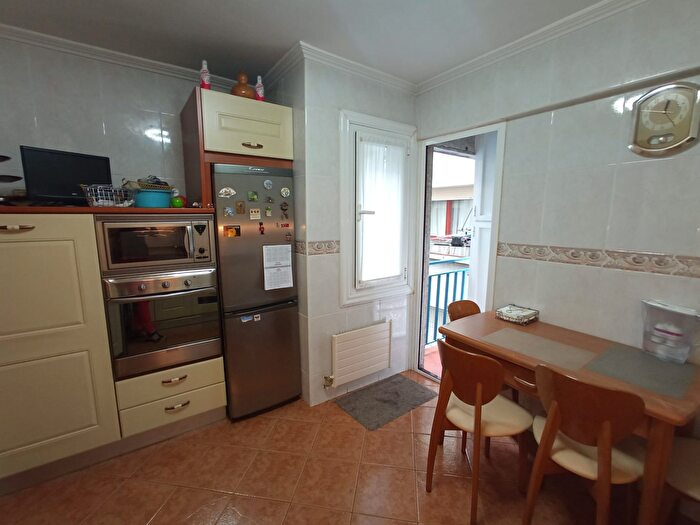 Piso en venta en Begoña Santutxu, Santutxu Basarrate de 3 habitaciones