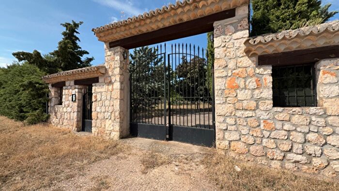 Casa en venta en El Olivar, Guadalajara de 9 habitaciones