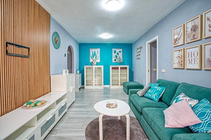 Casas en venta y pisos alquiler - 2