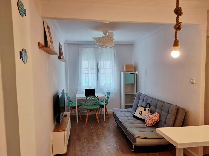 Casas en venta y pisos alquiler - 1