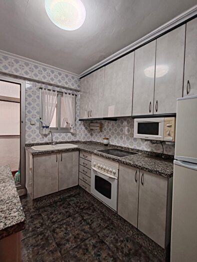 Casas en venta y pisos alquiler - 2