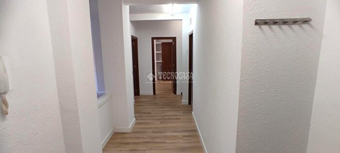 Casas en venta y pisos alquiler - 2