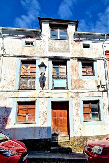 Casas en venta y pisos alquiler - 1