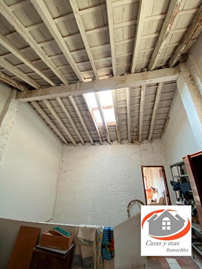 Casas en venta y pisos alquiler - 1
