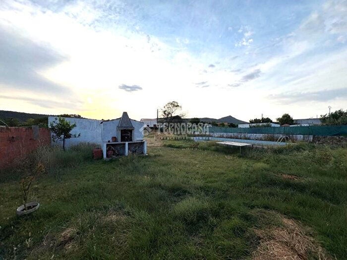 Casas en venta y pisos alquiler - 3