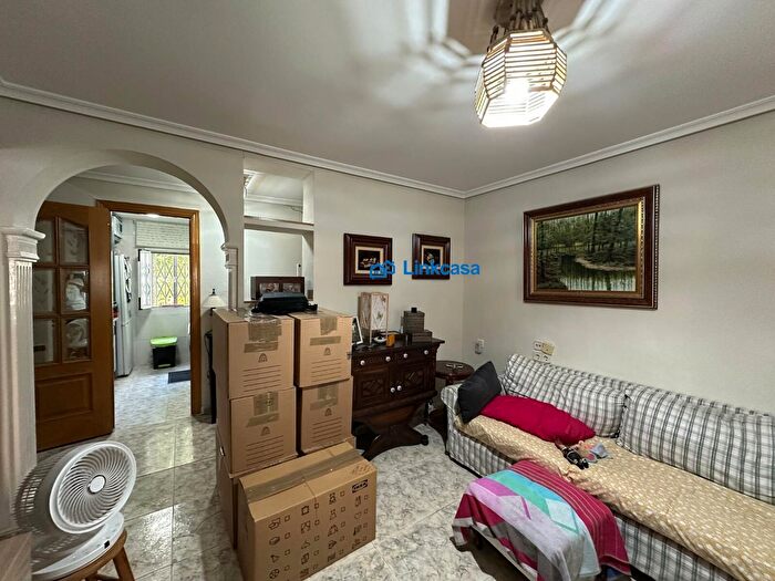Casas en venta y pisos alquiler - 2
