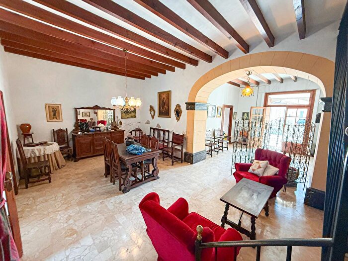 Casas en venta y pisos alquiler - 1