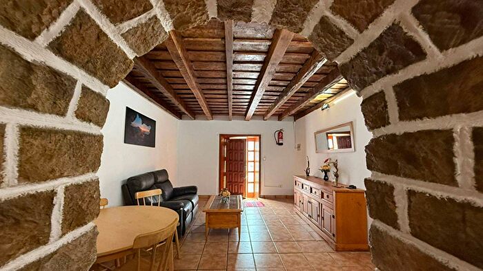 Casa en alquiler en Canarias, Santa Cruz de Tenerife de 3 habitaciones