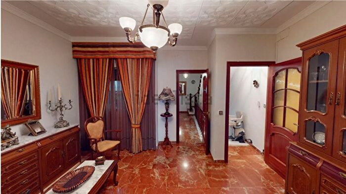 Casas en venta y pisos alquiler - 2