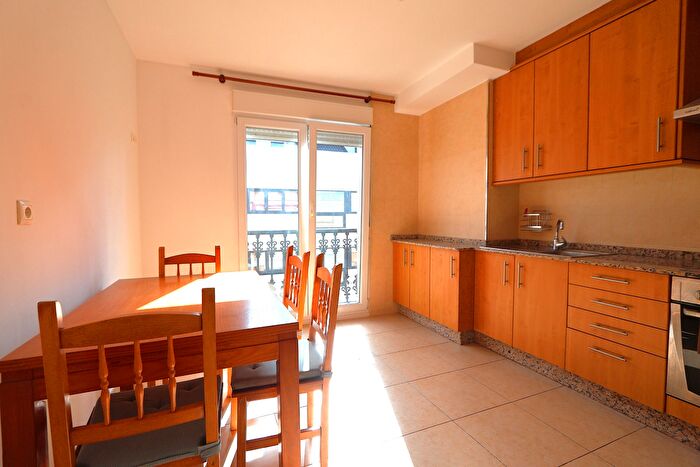 Casas en venta y pisos alquiler - 1