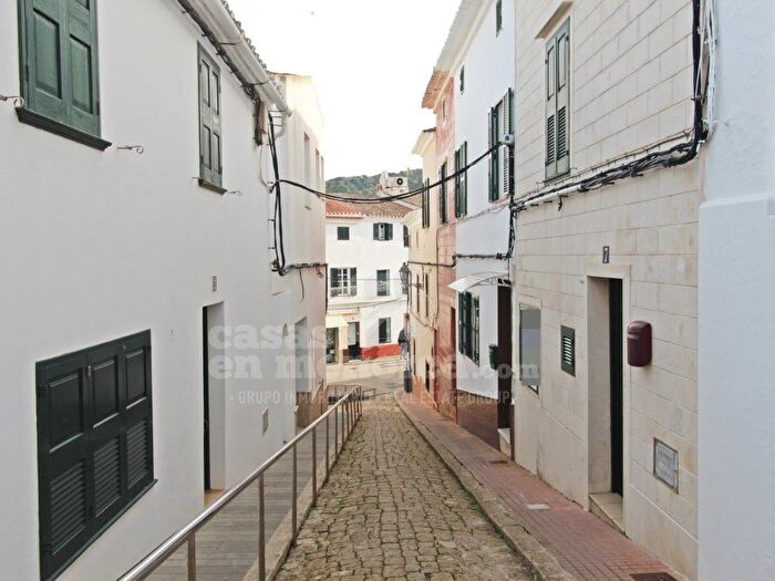 Casas en venta y pisos alquiler - 2
