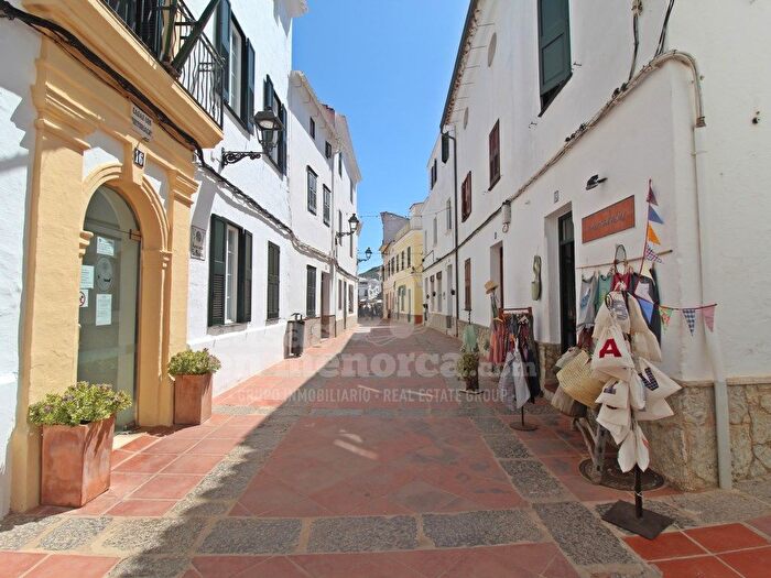 Casas en venta y pisos alquiler - 3