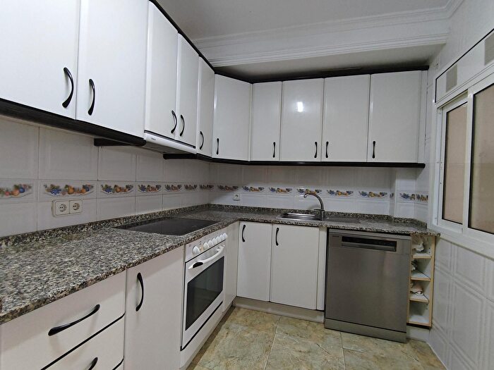 Casas en venta y pisos alquiler - 2