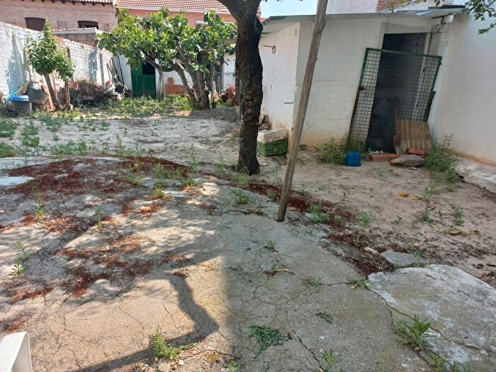 Casas en venta y pisos alquiler - 2