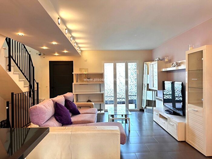Casas en venta y pisos alquiler - 3