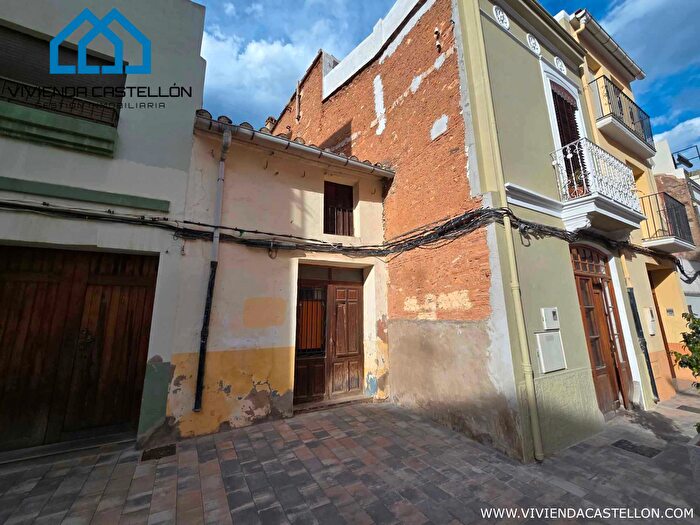 Casas en venta y pisos alquiler - 2