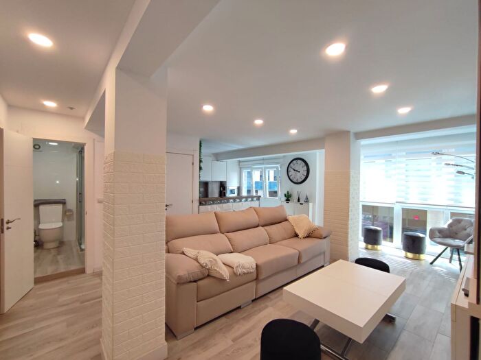 Casas en venta y pisos alquiler - 1
