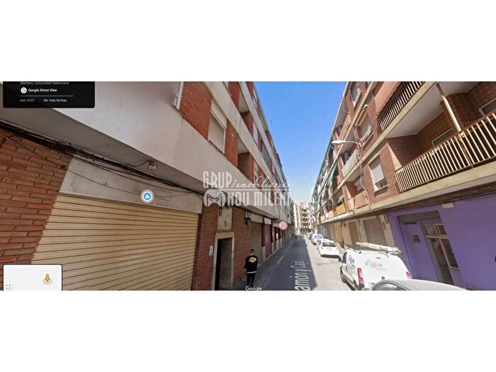 Casas en venta y pisos alquiler - 3