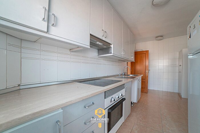 Casas en venta y pisos alquiler - 2