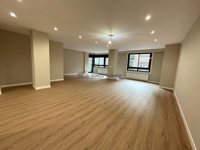 Casas en venta y pisos alquiler - 1