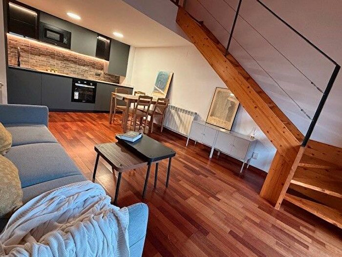 Casas en venta y pisos alquiler - 2